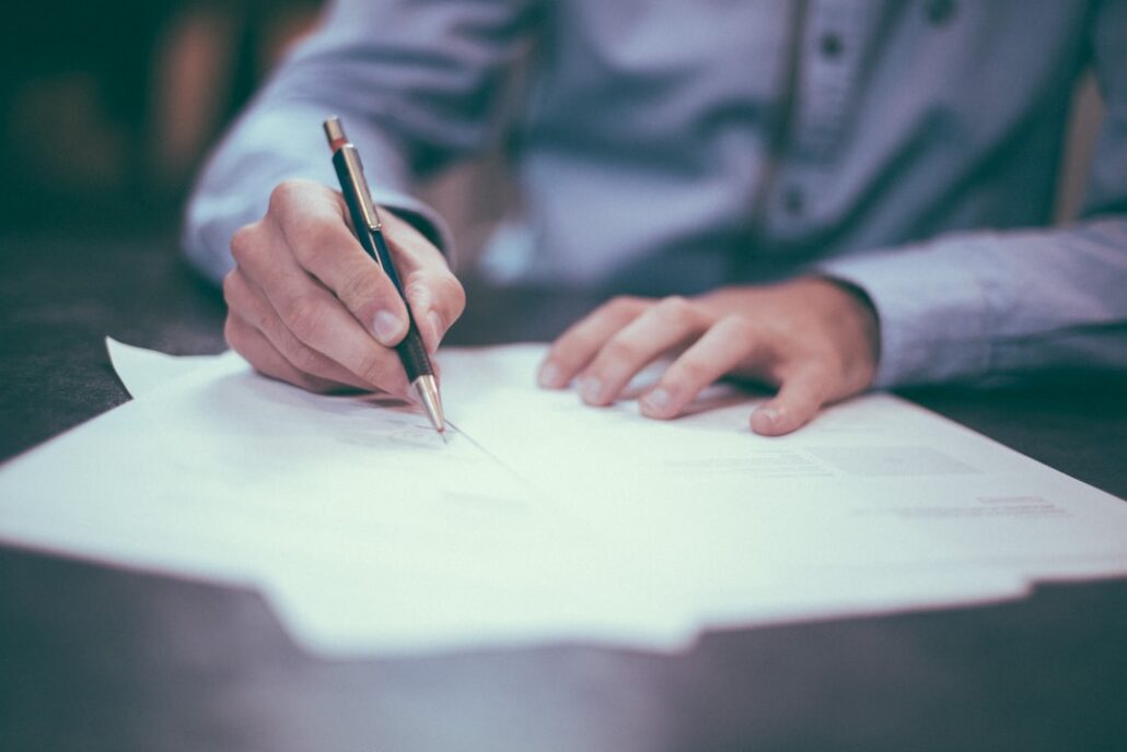 The Definitive Guide to Insurance Dispute Resolution 2 insurance dispute resolution